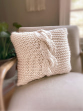 Load image into Gallery viewer, Dizzy Sheep - Berroco Macro Cable Pillow Kit _Berroco Macro Cable Pillow Kit
