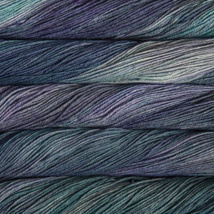 Dizzy Sheep - Malabrigo Arroyo _ 856, Azules, Lot: -----