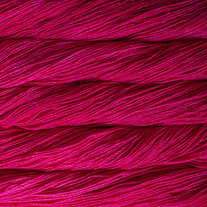 Dizzy Sheep - Malabrigo Dos Tierras _ 093, Fucsia, Lot: -----