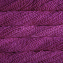 Load image into Gallery viewer, Dizzy Sheep - Malabrigo Worsted _ 012 Very Berry lot -----
