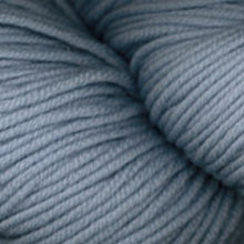 Load image into Gallery viewer, Dizzy Sheep - Plymouth Worsted Merino Superwash _ 019 Cornflower lot 210430
