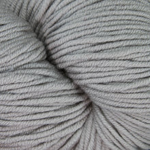Load image into Gallery viewer, Dizzy Sheep - Plymouth Worsted Merino Superwash _ 055 Good Grey lot 384852

