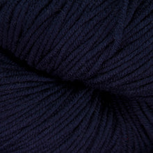 Load image into Gallery viewer, Dizzy Sheep - Plymouth Worsted Merino Superwash _ 058 True Navy lot 236112
